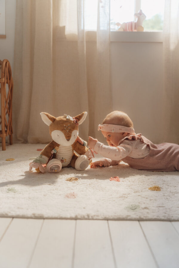 Activity Deer   Fairy Garden GRS